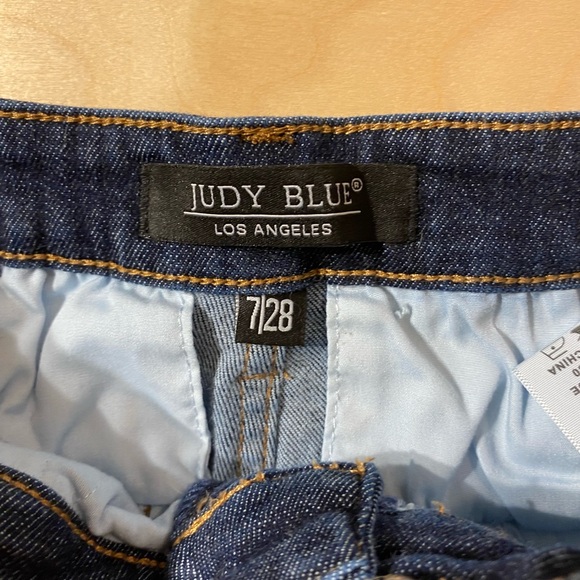 Judy Blue Wide Leg Capris Jeans 7/28 (KO) - Picture 9 of 14